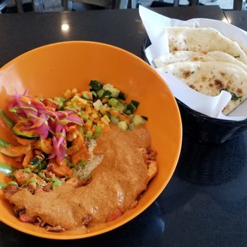 Spicebros Millwoods - Butter chicken with veggies and pickled onions. Beautiful, soft nan bread. - Indian Near Me - Edmonton, Alberta