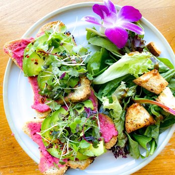 Bellden Cafe - Pink Avocado Toast - Coffee & Tea Near Me - Bellevue, Washington