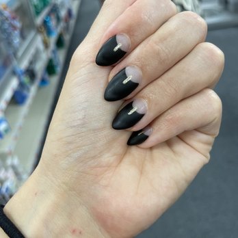 Primp & Polish - Black matte with gold strip. Gel polish. - Nail Salons Near Me - Brooklyn, New York Primp & Polish - Black matte with gold strip. Gel polish. - Nail Salons Near Me - Brooklyn, New York