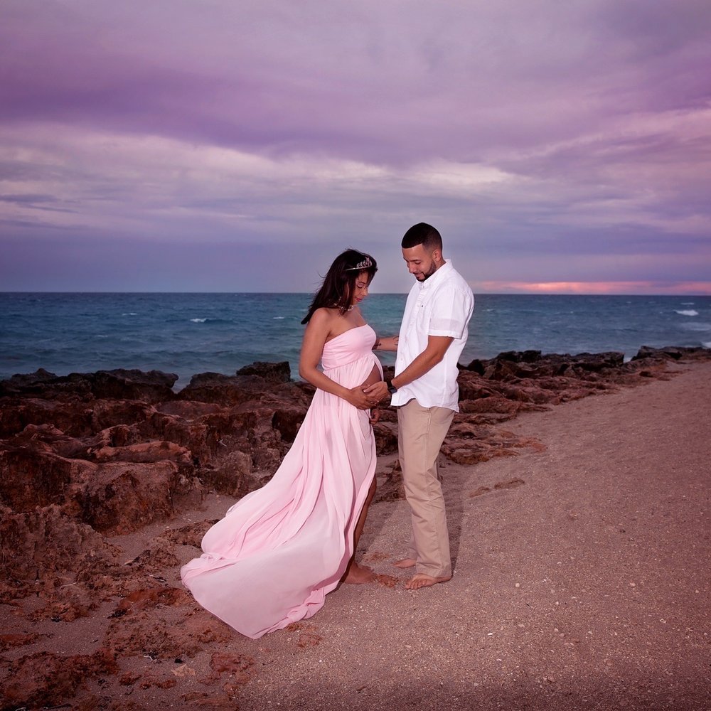 Tristine Davis Photography - Maternity photoshoot - Boudoir Photography Near Me - Jensen Beach, Florida Tristine Davis Photography - Maternity photoshoot - Boudoir Photography Near Me - Jensen Beach, Florida