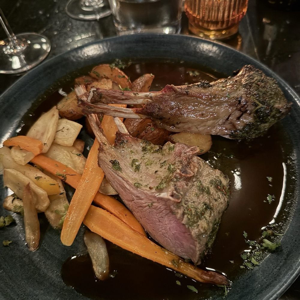 Modavie - Rack of lamb - French Near Me - Montreal, Quebec Modavie - Rack of lamb - French Near Me - Montreal, Quebec