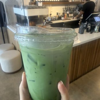 Varraco Coffee + Roasters - Coffee & Tea Near Me - Palm Desert, California