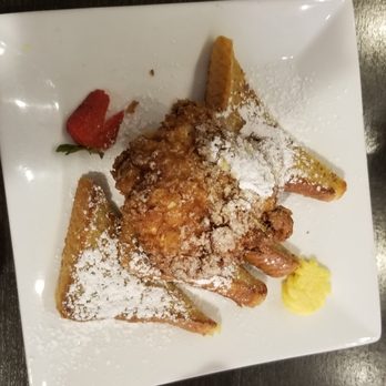 Mango Mangeaux - Fried chicken and French toast - New American Near Me - Hampton, Virginia