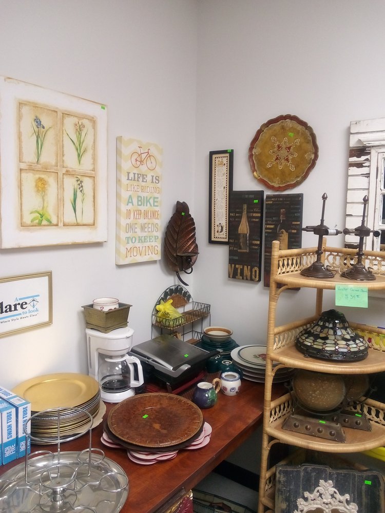 A DARE TO LOOK MENS SHOP Updated October 2024 30 Photos 410 N