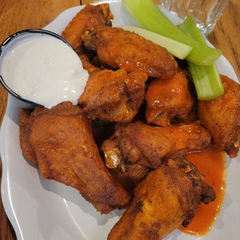 The Fainting Goat - Wings - Gastropubs Near Me - Glenolden, Pennsylvania The Fainting Goat - Wings - Gastropubs Near Me - Glenolden, Pennsylvania