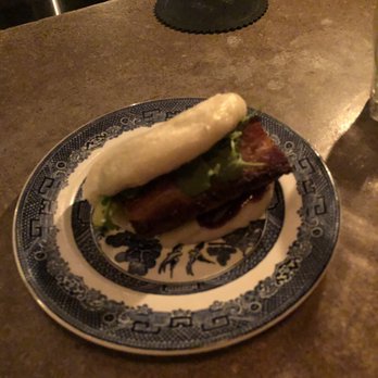 416 Snack Bar - Pork bao - Tapas/Small Plates Near Me - Toronto, Ontario