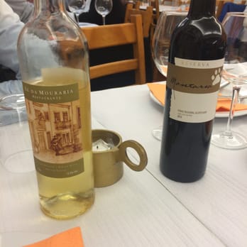 Zé da Mouraria 2 - wine2 - Portuguese Near Me - Lisbon, 11 Zé da Mouraria 2 - wine2 - Portuguese Near Me - Lisbon, 11