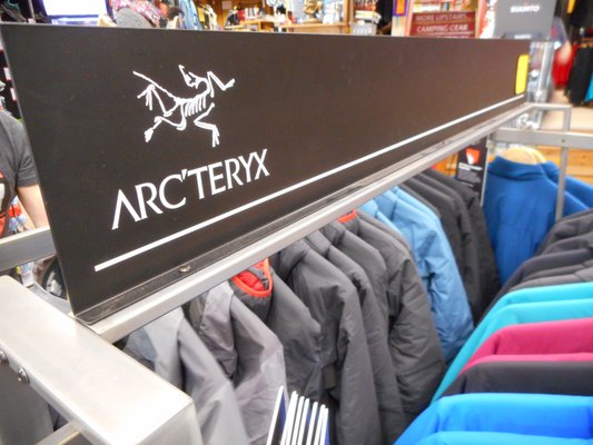 Trek & Travel by null