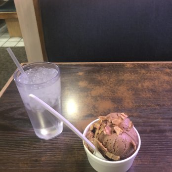 Fountain Drive-In - Rocky road & waffle cone - American Near Me - Arlington, Washington Fountain Drive-In - Rocky road & waffle cone - American Near Me - Arlington, Washington