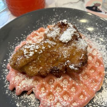 2 Chix - Chicken and Waffles - Breakfast & Brunch Near Me - Brooklyn, New York