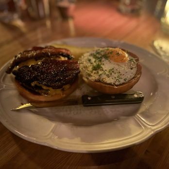 Au Cheval - Single with bacon and egg - Bars Near Me - Chicago, Illinois