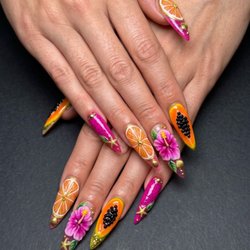 Lavue Nail Lounge