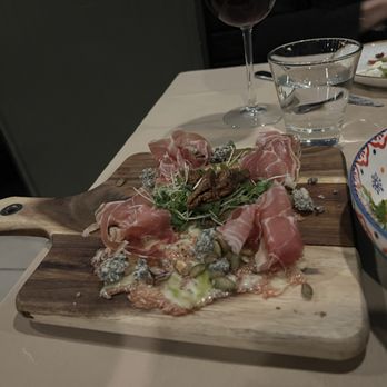 Tap And Tapas - Tapas/Small Plates Near Me - Northport, New York