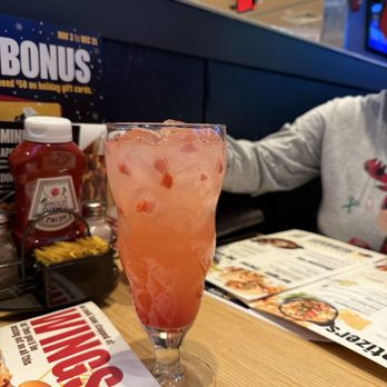 Buffalo Wild Wings - Strawberry lemonade - Sports Bars Near Me - Newburgh, New York