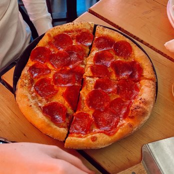 Paradise Park - Small Pepperoni - Pizza Near Me - Chicago, Illinois