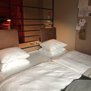 Hobo - Room 903 - Hotels Near Me - Stockholm, Alberta
