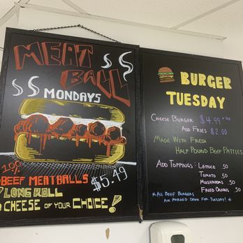 Parkway Corner Deli - Great weekday specials - Breakfast & Brunch Near Me - Philadelphia, Pennsylvania Parkway Corner Deli - Great weekday specials - Breakfast & Brunch Near Me - Philadelphia, Pennsylvania