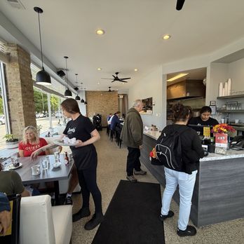Alexander’s Restaurant - SE Corner of Montrose & Western Ave - Breakfast & Brunch Near Me - Chicago, Illinois Alexander’s Restaurant - SE Corner of Montrose & Western Ave - Breakfast & Brunch Near Me - Chicago, Illinois