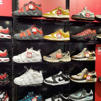 Foot Locker - Fashion Near Me - Aulnay Sous Bois, 93 Foot Locker - Fashion Near Me - Aulnay Sous Bois, 93
