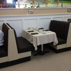 Chavelah's Cafe
