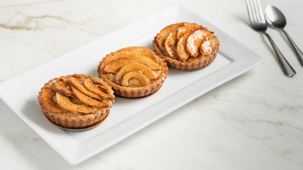 Lavender 'n Cream by null