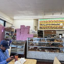 Edna's Donuts by George