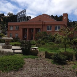 Richmond City Hall - The "plunge" (municipal pool) next to the railroad track and tunnel!
