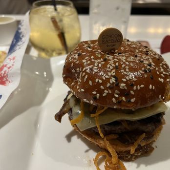 Gordon Ramsay Burger Las Vegas - Burgers Near Me - Las Vegas, Nevada