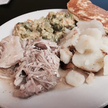 Jackson's Restaurant - 1 meat with 2 sides. Turkey, Broccoli Casserole, Potatoes, and you have a choice of a roll or cornbread. - American Near Me - Richmond, Kentucky