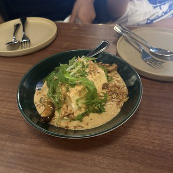 Phoenix Palace - Cantonese Near Me - New York, New York