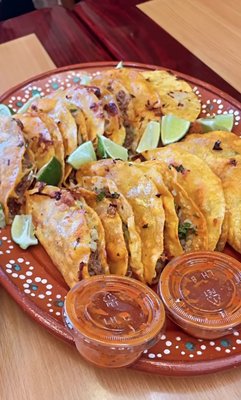 CH Y La Birria by null