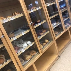 Dulce Antojo - Huge cases of gorgeous pastries.