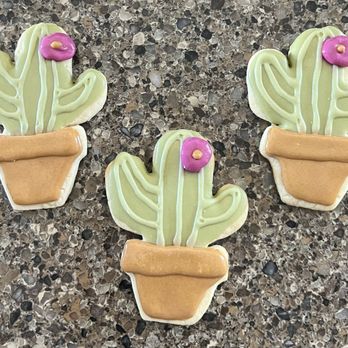 Sweet Indulgence - Simple Decorated Cookies - a buttery cookie decorated to your choice with decorating icing. - Bakeries Near Me Sweet Indulgence - Simple Decorated Cookies - a buttery cookie decorated to your choice with decorating icing. - Bakeries Near Me