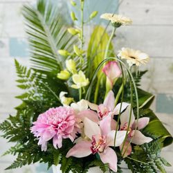 Hypnotic Bloom Flowershop