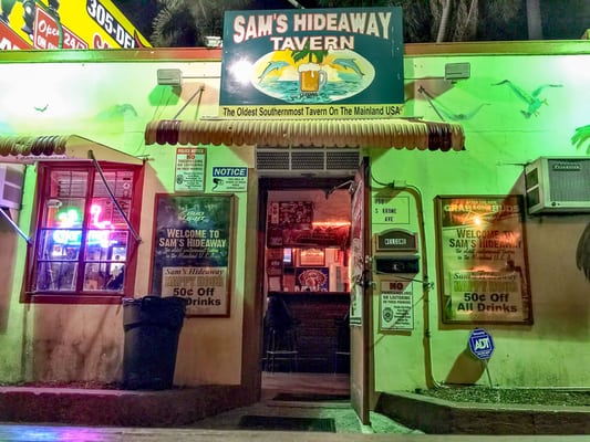 Sam's Hideaway by null