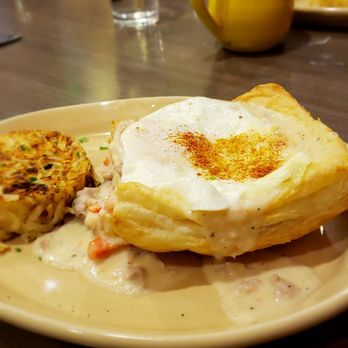 Snooze, an A.M. Eatery - Breakfast Pot Pie - Breakfast & Brunch Near Me - Centennial, Colorado