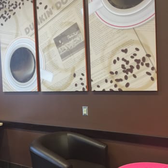 Dunkin' - Modern decor - Donuts Near Me - Edinburg, Texas