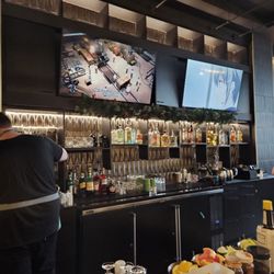 Chashu Ramen & Izakaya - Bar