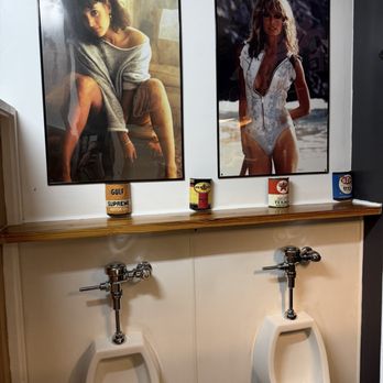 CorkScrew BBQ - Ladies in the mens room. - Barbeque Near Me - Spring, Texas