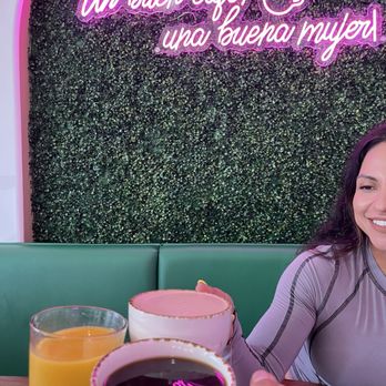 Madres Brunch - Breakfast & Brunch Near Me - Corona, California