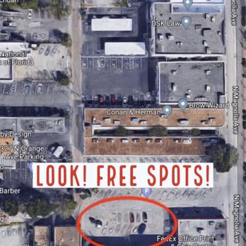 Craft & Common - One row of free parking within the paid lot! - Coffee & Tea Near Me - Orlando, Florida