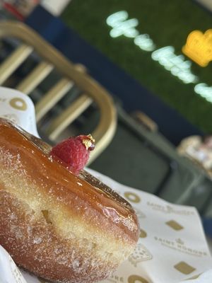 Saint Honoré Doughnuts & Beignets by null