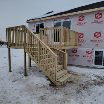 Varenhorst Artisan Carpentry - 10x10 with Stairs - Carpenters Near Me Varenhorst Artisan Carpentry - 10x10 with Stairs - Carpenters Near Me