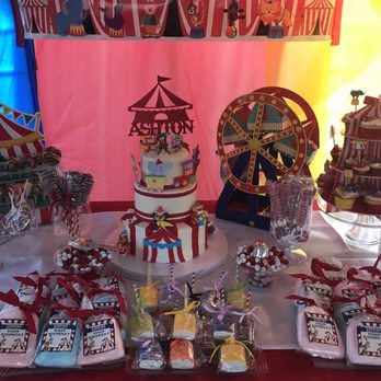 Doughs Guys Bakery - Circus themed birthday - Bakeries Near Me - Palos Heights, Illinois Doughs Guys Bakery - Circus themed birthday - Bakeries Near Me - Palos Heights, Illinois