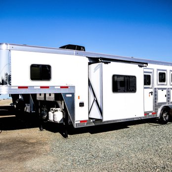 D2 Trailer Sales and Service - Exiss 8310 Glide 3 Horse LQ Trailer - Auto Parts & Supplies Near Me - Galt, California D2 Trailer Sales and Service - Exiss 8310 Glide 3 Horse LQ Trailer - Auto Parts & Supplies Near Me - Galt, California