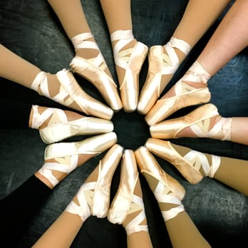 Center Stage Dance Academy - Pointe Class - Dance Studios Near Me - Stevenson Ranch, California