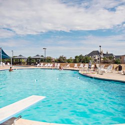 The Falls Tennis & Athletic Club