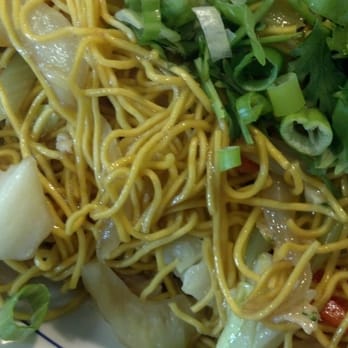 Pho Pacific - House chicken chow mein - Vietnamese Near Me - Tacoma, Washington