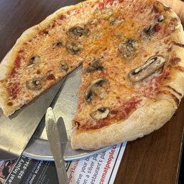 Small Mushroom pizza Small Mushroom pizza