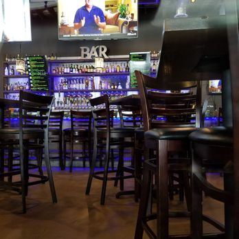 Knolls Restaurant - bar area - American Near Me - Long Beach, California
